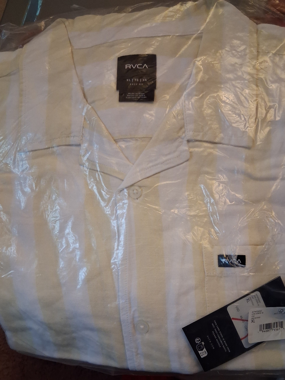 RVCA Men’s White Stripe Camp Shirt Retail $66